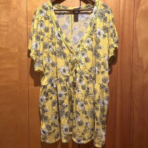 Torrid Yellow Floral Babydoll Top-Lace up placket-Sz‎ 4-Slub-Cottagecore-Boho